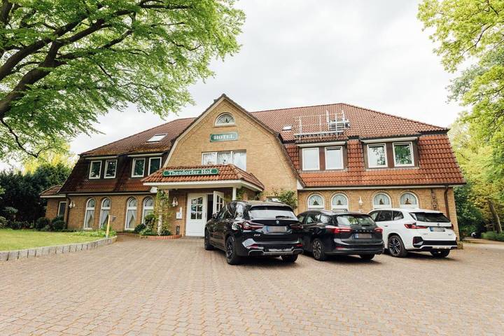Hotel für 2 Personen, mit Terrasse und Garten sowie Ausblick in Pinneberg