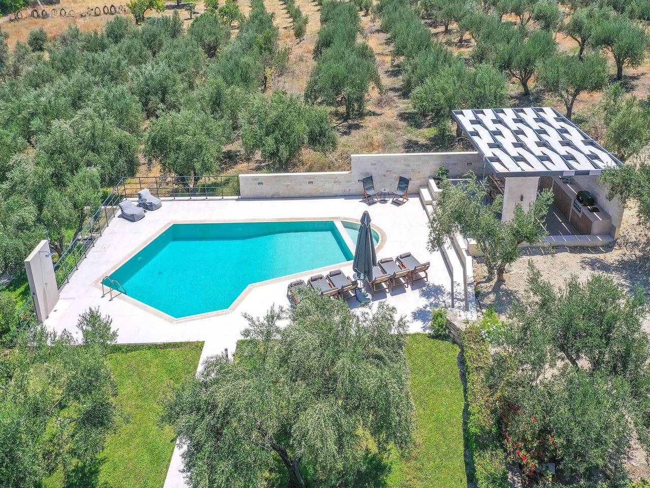 Villa in Adele mit Pool und Olivenhainblick in Rethymno und Umgebung