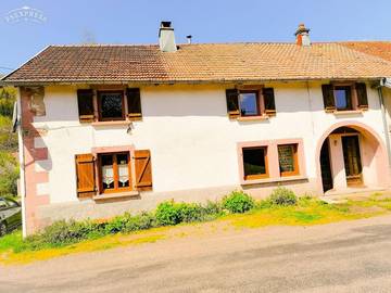 Gîte pour 6 personnes, avec vue et jardin à Haut-du-Them-Château-Lambert