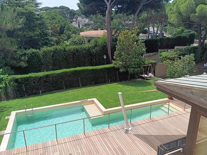 Villa pour 14 personnes, avec jacuzzi et jardin ainsi que piscine et sauna, adapté aux familles à Madrid - 3