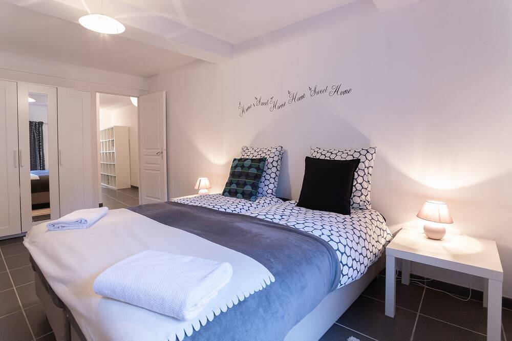 Ganze Wohnung, Appartement au Coeur D'apt in Apt, Regionaler Naturpark Luberon