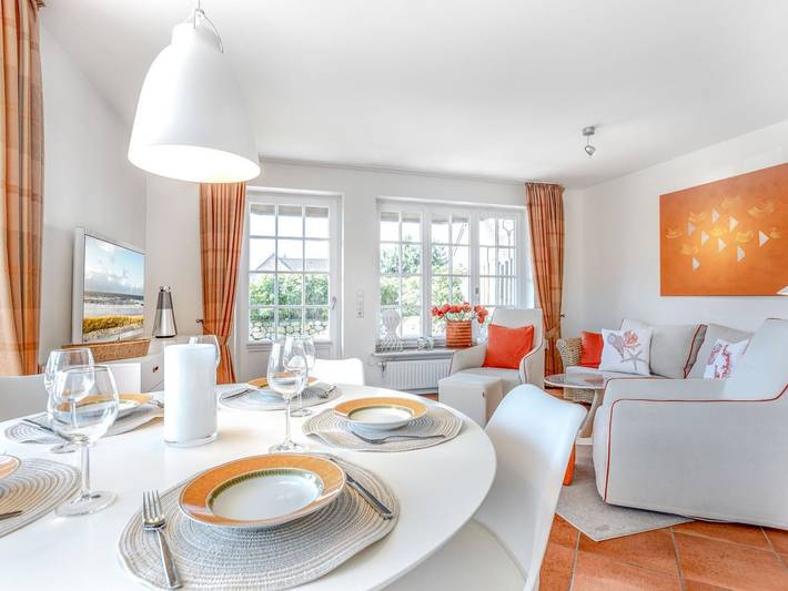 Ganze Ferienwohnung, Carolin, App. 1 - Charmanter Luxus mit Flair. in Nordfriesische Inseln (Schleswig-Holstein) (Schleswig-Holstein), Wenningstedt