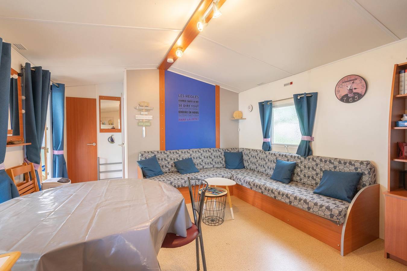 Mobilheim 'Mh 100 La Tremblade' mit Gemeinschaftspool, Terrasse und Privatem Garten in La Tremblade, Côte de Beauté