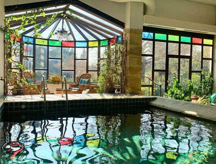 Chambre d’hôte pour 3 personnes, avec piscine et jacuzzi ainsi que jardin et sauna à Orange