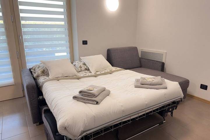Apartamento entero, A 20 minutos de Gardaland y del lago, con piscina in Valeggio sul Mincio, Provincia de Verona