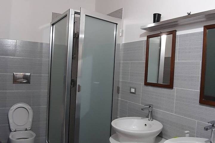 Location de vacances pour 11 personnes, avec balcon ainsi que jardin et piscine à Mascalucia - 2