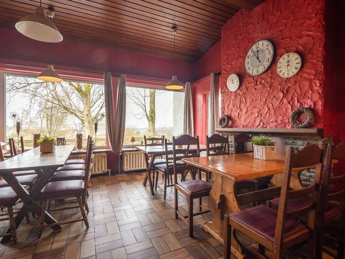 Ferienhaus in Ovifat mit Sauna & Wald in In der Bivelt, Weismes