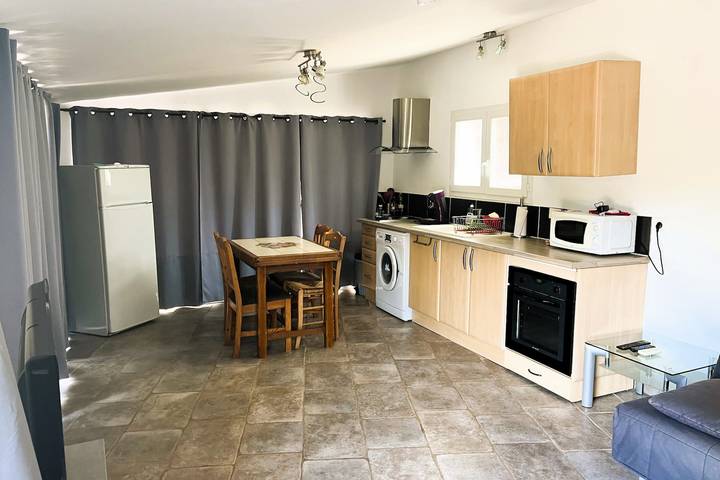 Location de vacances pour 4 personnes, avec jardin et piscine à Narbonne - 2