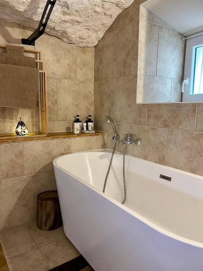 Gîte pour 3 personnes, avec terrasse à Saint-Cyr (Ardèche) - 3