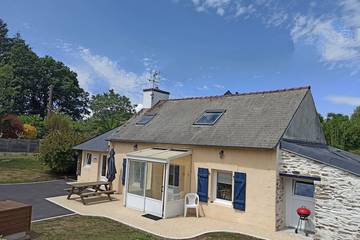 Gîte pour 6 personnes, avec jardin, animaux acceptés à Bannalec