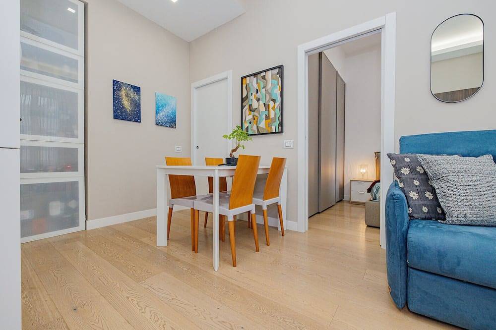 Apartamento entero, Bnbest Design Isola 4 pax in Milán, Provincia de Milan