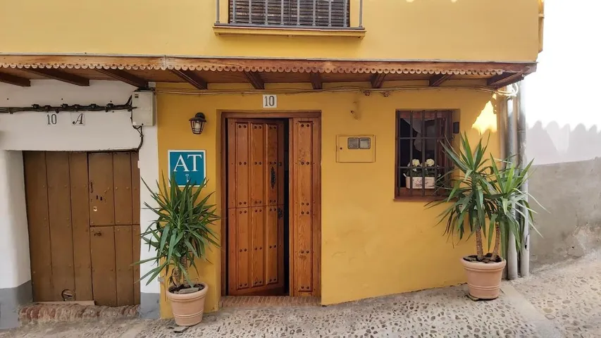 Apartamento de vacaciones para 6 personas, con vistas y terraza - 1