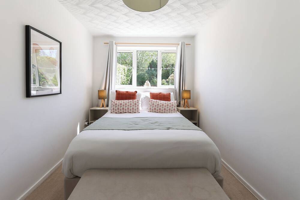 The Bungalow by Birch Stays in Red Wharf Bay, Isle of Anglesey