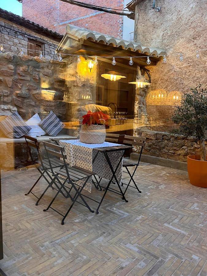 Casa rural para 14 personas, con terraza y vistas, Se admiten mascotas en Mora de Rubielos - 2