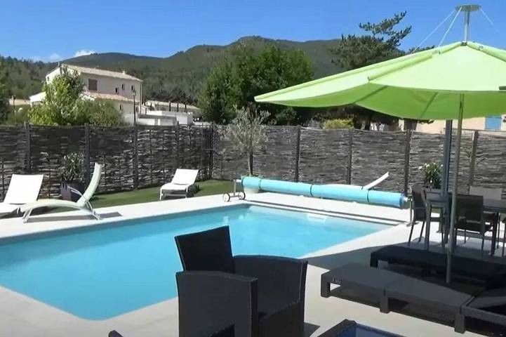 Maison de vacances pour 6 personnes, avec jardin à Castellane