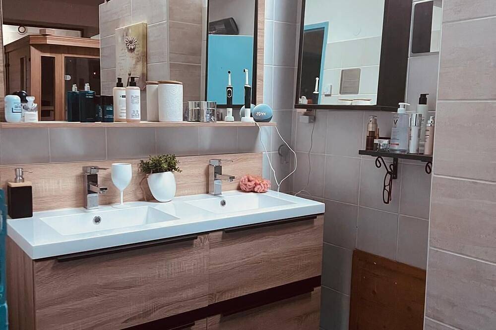 Appartement entier, Suite exclusive****150m2 dans auberge de montagne 2 chambres spa sauna privatif in Saint-Nizier-du-Moucherotte, Parc naturel régional du Vercors