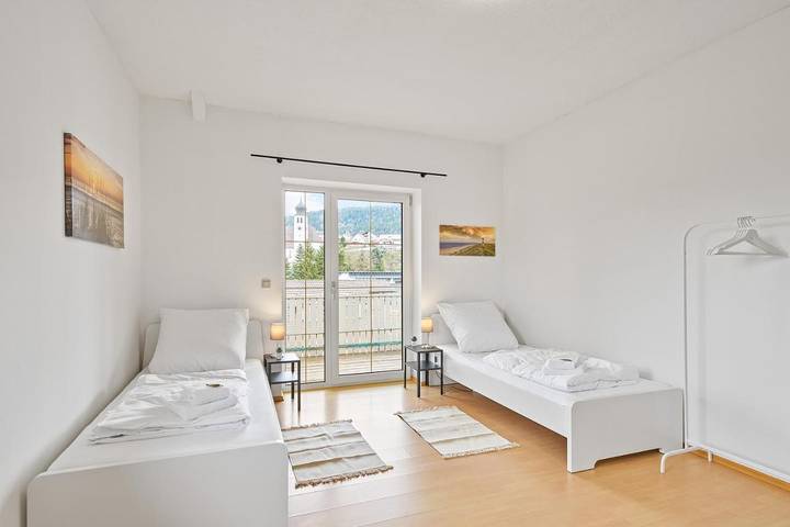 Ferienwohnung für 3 Personen, mit Terrasse und Ausblick sowie Garten in Deggendorf