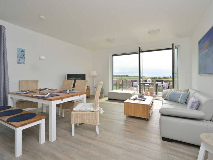 Ferienwohnung für 7 Personen, mit Balkon und Ausblick in Glowe