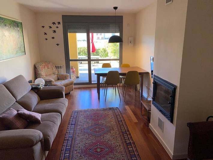 Gîte pour 6 personnes, avec piscine ainsi que terrasse et vue à Sabiñánigo - 4