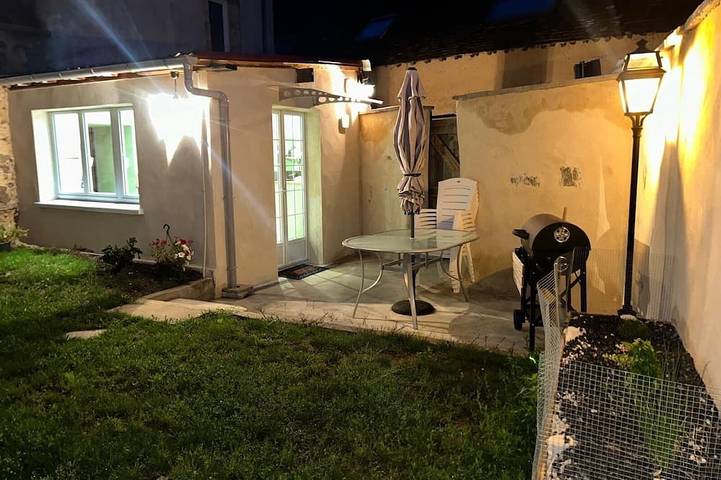 Location de vacances pour 6 personnes, avec jacuzzi et sauna dans Saint-Georges-du-Rosay