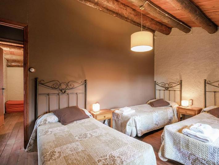 Location de vacances pour 8 personnes, avec jardin ainsi que terrasse et piscine, animaux acceptés à Odèn - 4