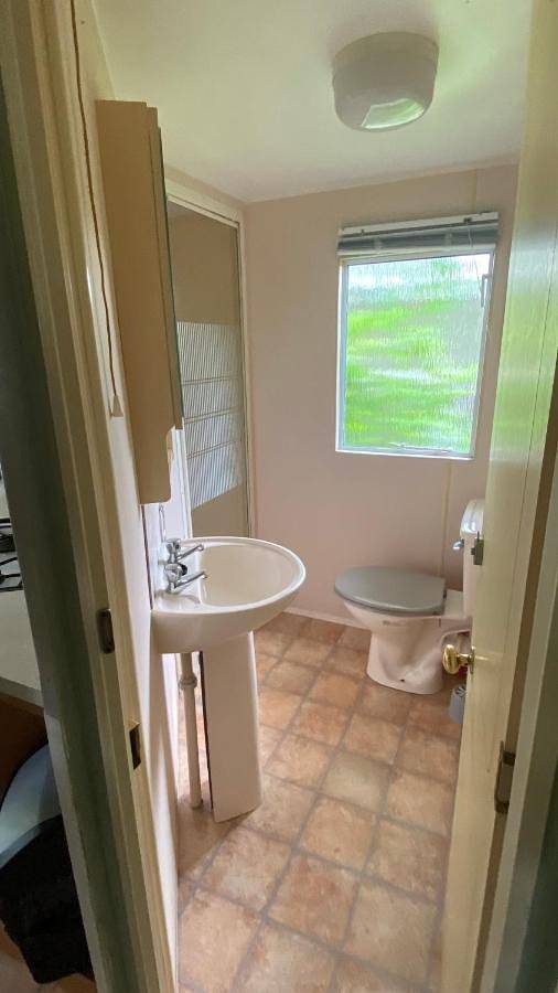 Location de vacances pour 5 personnes, avec vue sur le lac et jardin à Pierrefitte-sur-Loire - 4