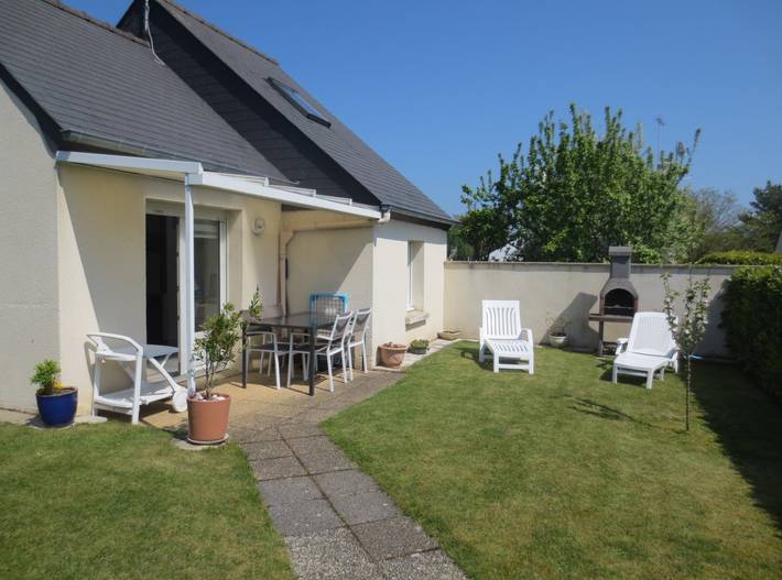 Gîte pour 4 personnes, avec terrasse et jardin