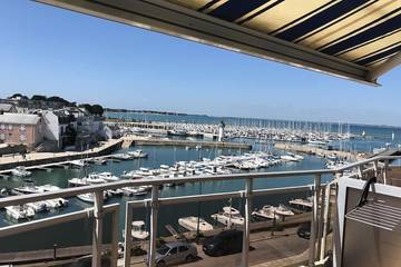 Gîte pour 4 personnes, avec balcon dans Port Haliguen