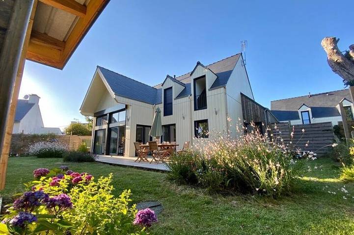 Holiday home for 10 people, with garden and terrace - 1