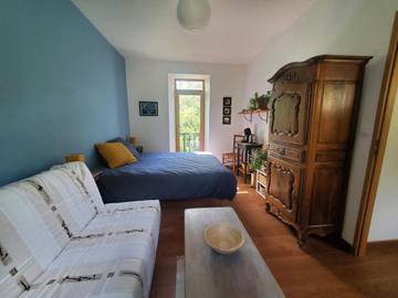 Cottage pour 2 personnes, avec vue et jardin, animaux acceptés dans Largentière