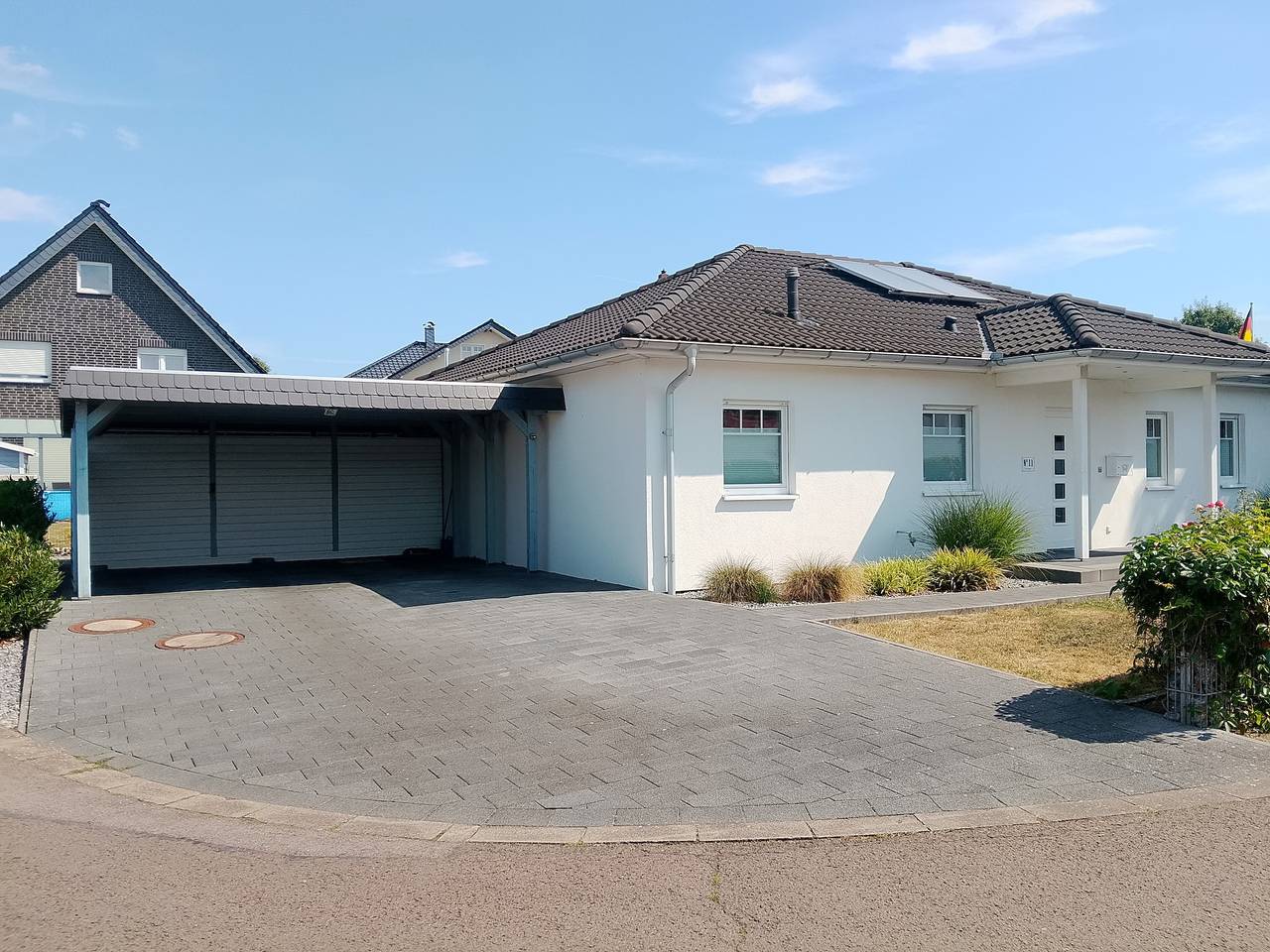 Bungalow „Haus Sonnenschein“ mit privater Terrasse, Garten und Wlan in Löhne, Nordrhein-Westfalen