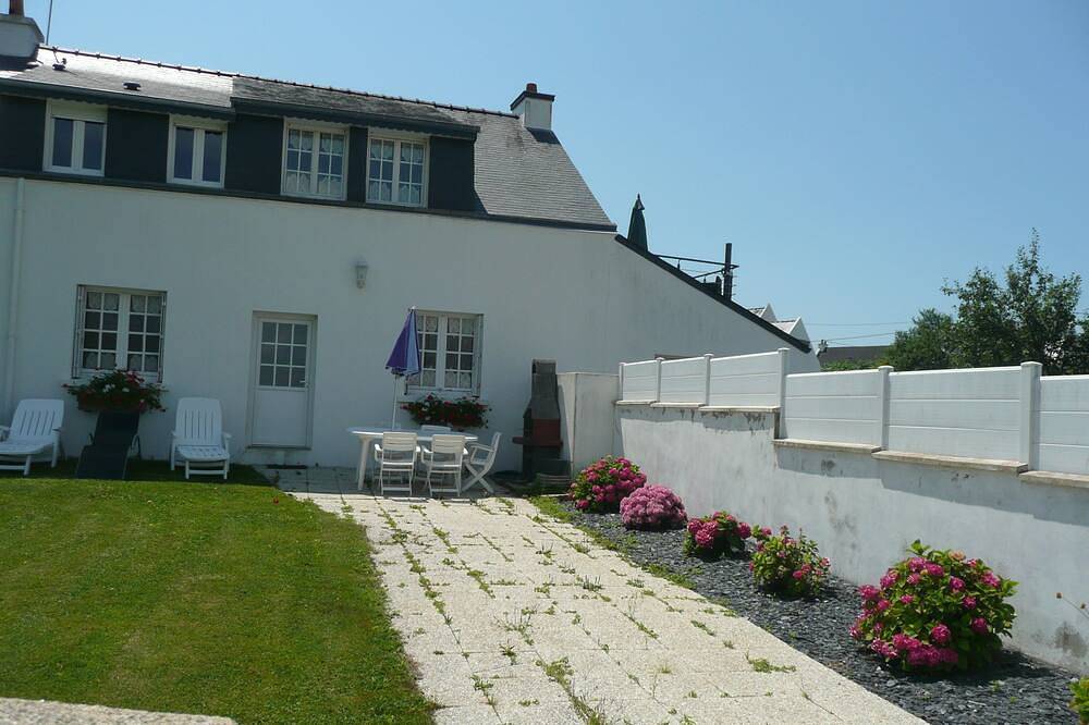 Haus Für 6 Personen In Altem Longere 500M Damgan Beach 56750 in Damgan, Côte des Mégalithes