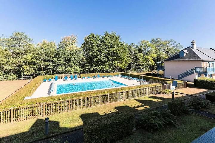 Appartement de vacances pour 5 personnes, avec jardin ainsi que piscine et vue en Corrèze - 3