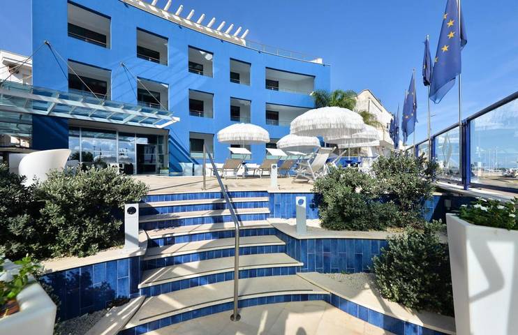 Hotel für 3 Personen, mit Ausblick und Terrasse, mit Haustier in San Foca