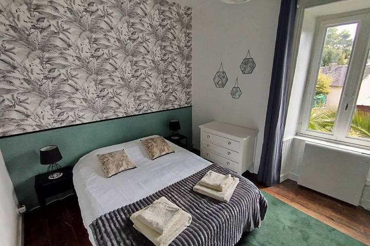 Apartamento entero, Cosy T2 with view in Morlaix between station and town center in Morlaix, Ceinture Dorée