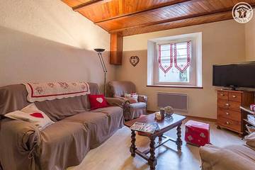 Gîte pour 6 personnes, avec terrasse à Méry