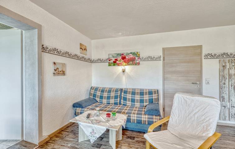 Ganze Ferienwohnung, Gemütliche Wohnung 1,5km von Himmelpfort mit Parkplatz & Internet in Himmelpfort, Ruppiner Seenland