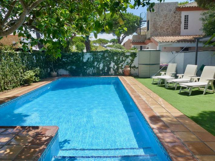 Chalet para 8 personas, con piscina además de balcón y jardín, Familias con niños en Bahía de Cádiz - 2