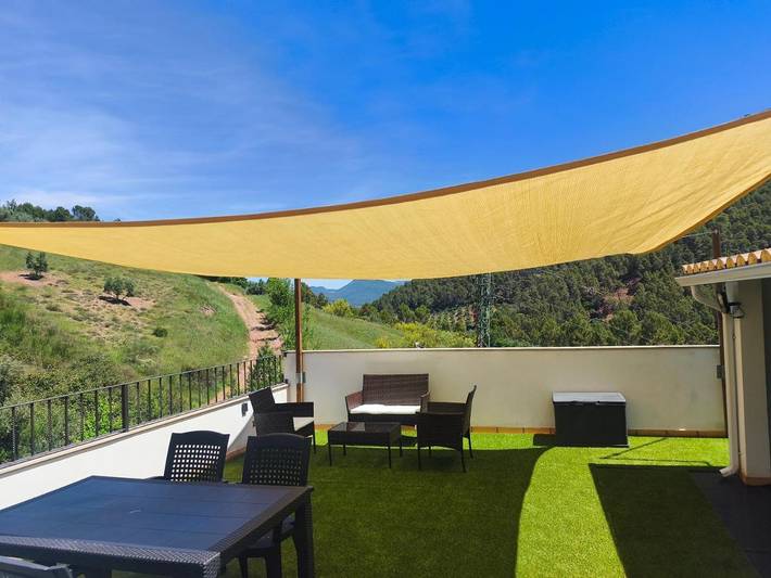 Casa rural para 5 personas, con jardín y vistas además de piscina y terraza, Se admiten mascotas en Sierra de Segura - 4