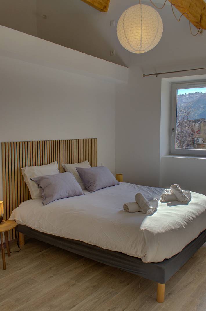 Renovated Village House with Courtyard – Heart of Saint-Paul-Trois-Châteaux in Saint-Paul-Trois-Châteaux, Nyons region