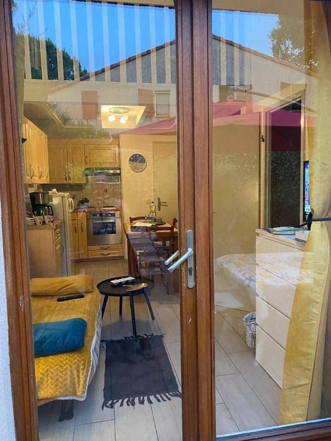 Location de vacances pour 5 personnes, avec piscine ainsi que jardin et bassin pour enfant à Tourrettes - 4