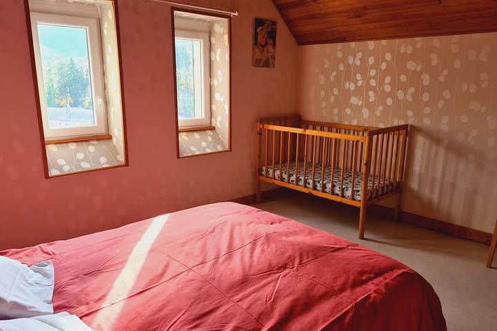 Appartement entier, Appartement familial et cosy pour 4 personnes à La Bourboule in La Bourboule, Parc naturel régional des Volcans d'Auvergne