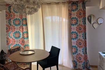 Gîte pour 4 personnes, avec balcon à Algajola