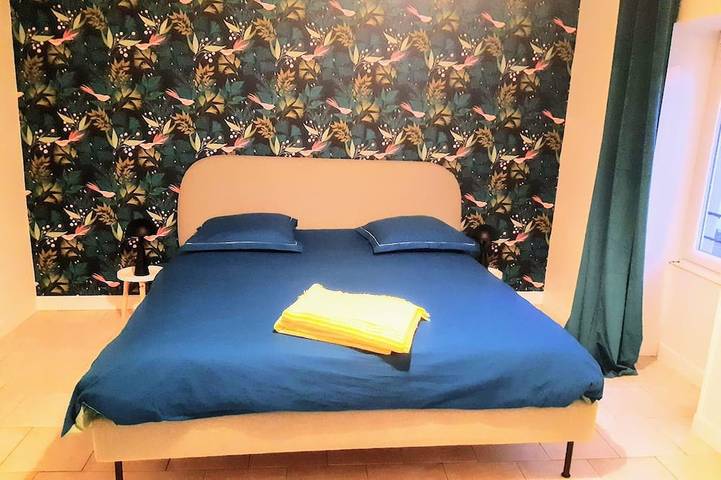 Location de vacances pour 10 personnes, avec jardin et terrasse, animaux acceptés dans Lucenay-l'Évêque - 2