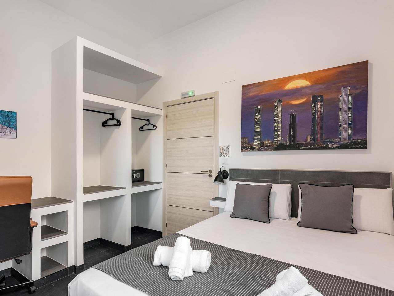 Cały apartament wypoczynkowy, Charming Madrid Las Rosas, 2 habitaciones in Centro (Madrid), Madryt