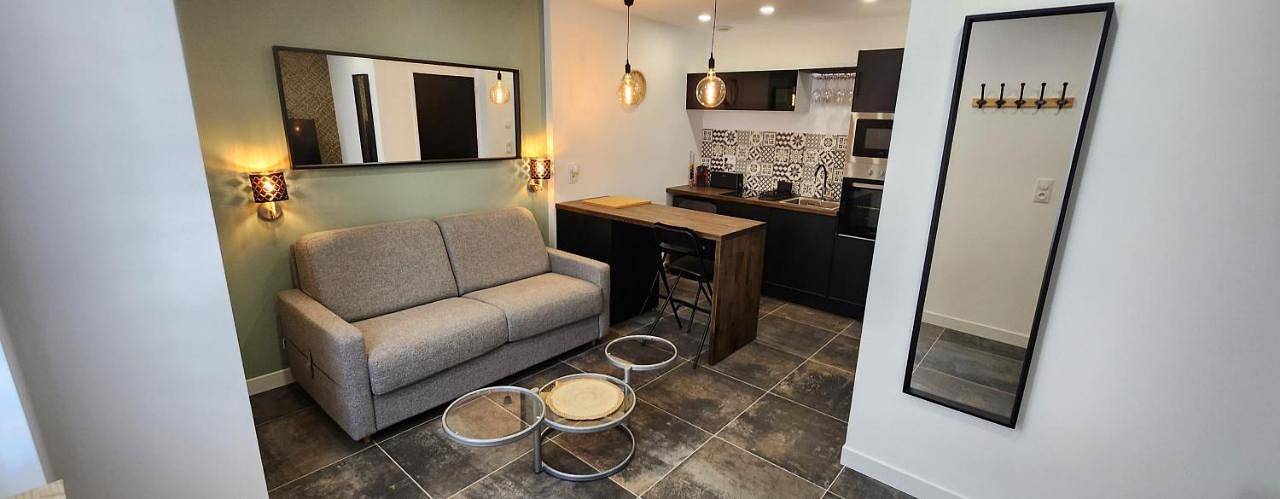 Appartement entier, "Le duo" studio cosy au cœur d'Epernay in Épernay, Marne