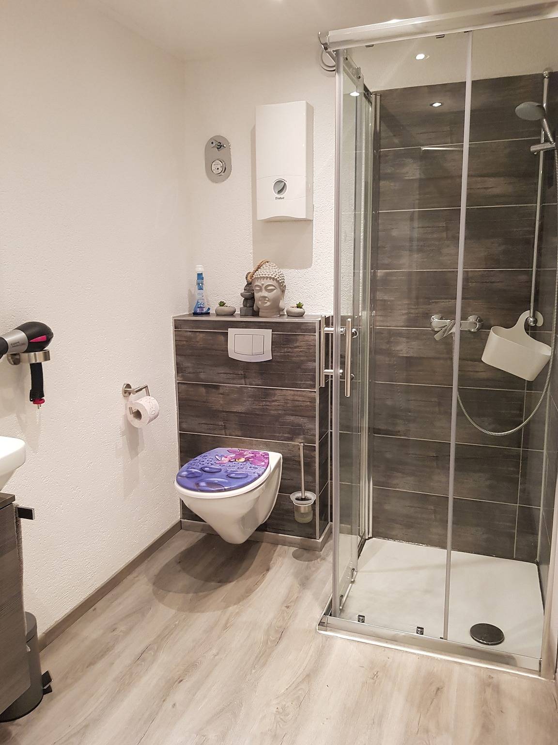 Entire apartment, Holiday Apartment "Lila Pause" with Private Terrace & Wi-Fi in Ellweiler, Saar-Nahe-Bergland