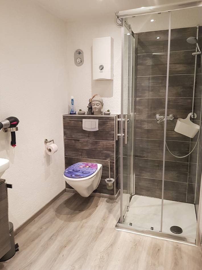 Ganze Wohnung, Ferienwohnung "Lila Pause" mit Privatterrasse und Wlan in Ellweiler, Landkreis Birkenfeld