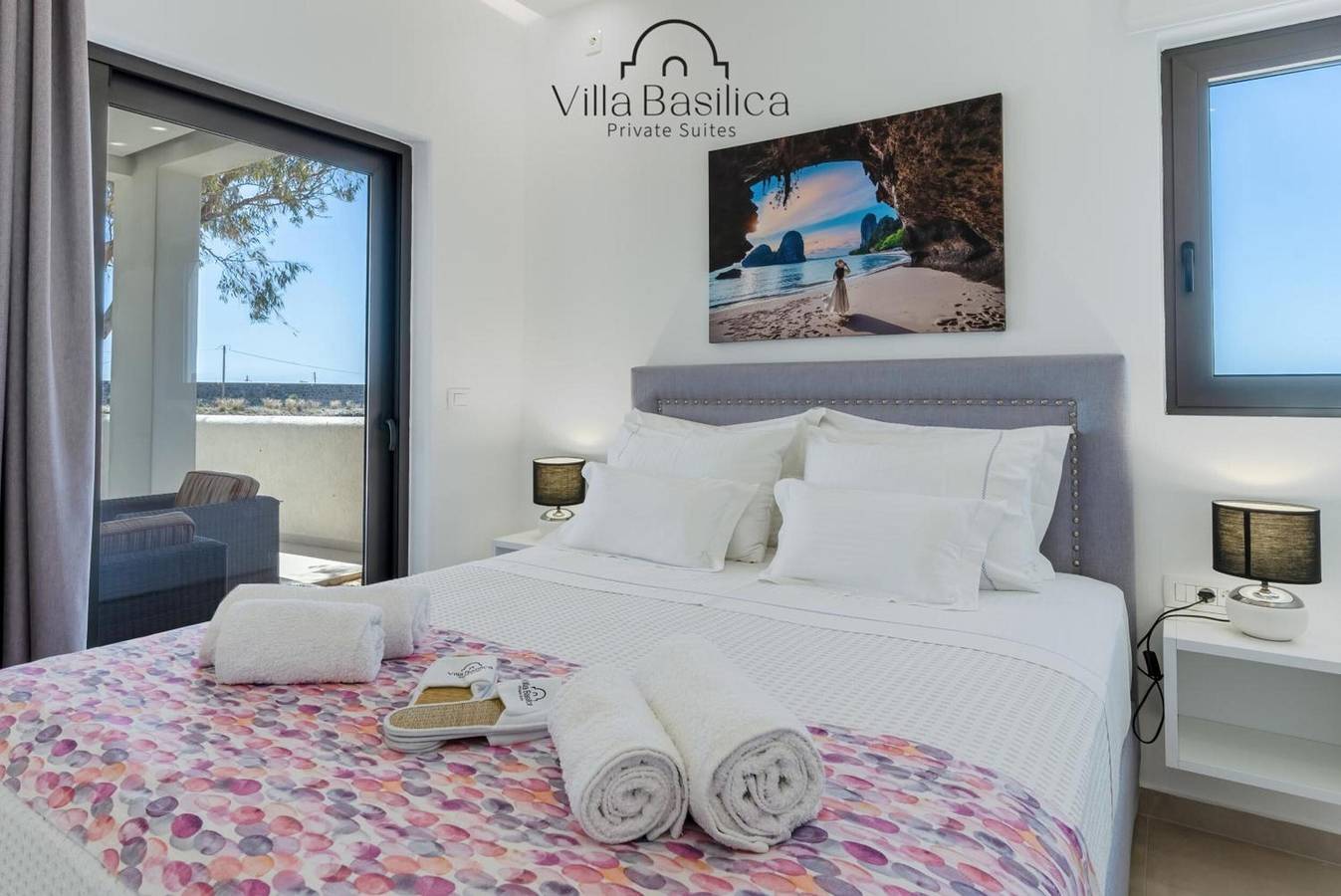 Apartamento “Villa Kalavria” – Lujosa villa con vistas al mar, Wi-Fi y aire acondicionado in Playa de Perivolos, Santorini