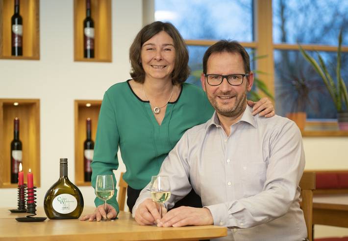 Ganze Ferienwohnung, Weingut & Pension Claußen-Wintzheimer - Doppelzimmer mit Dusche und Wc in Iphofen, Fränkisches Weinland